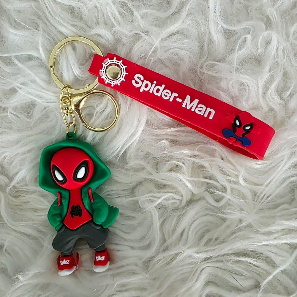 NWOT Spiderman Rubber Keychain – With Rubber Tag